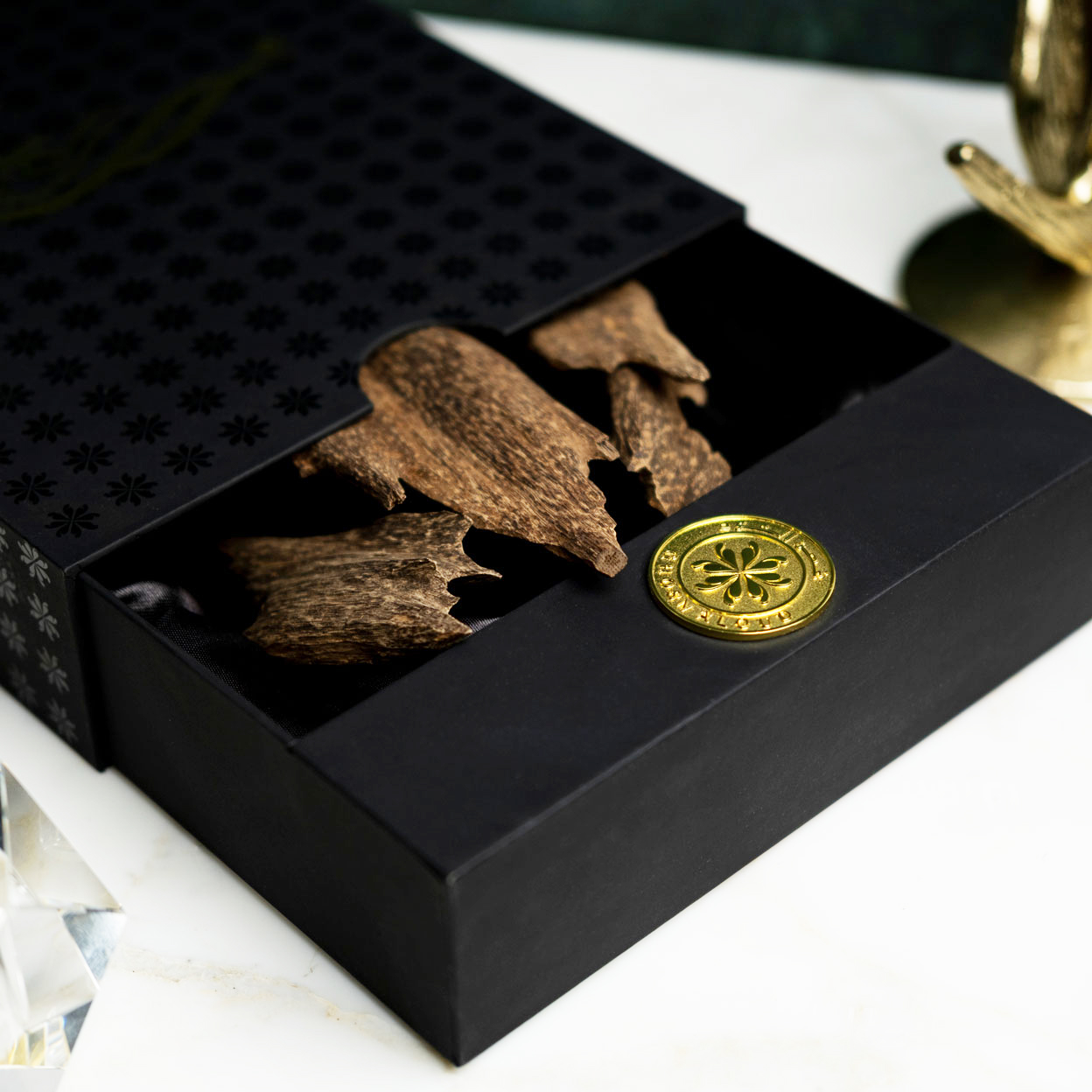 cultured cambodian oud box